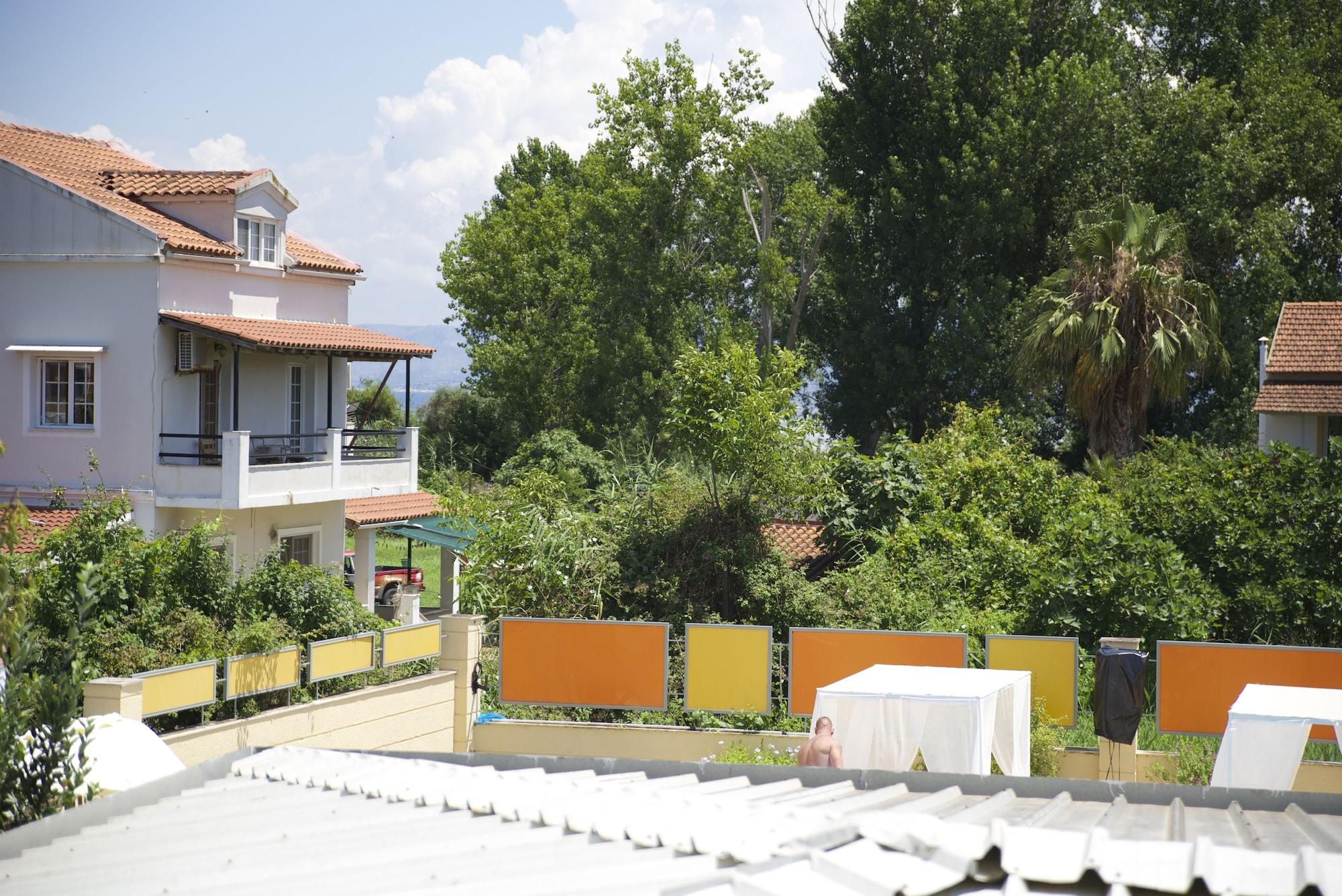 Kavos Central Gardens エクステリア 写真